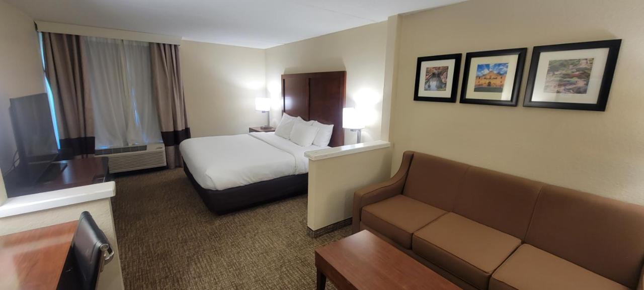 Spark By Hilton San Antonio Airport Exterior foto